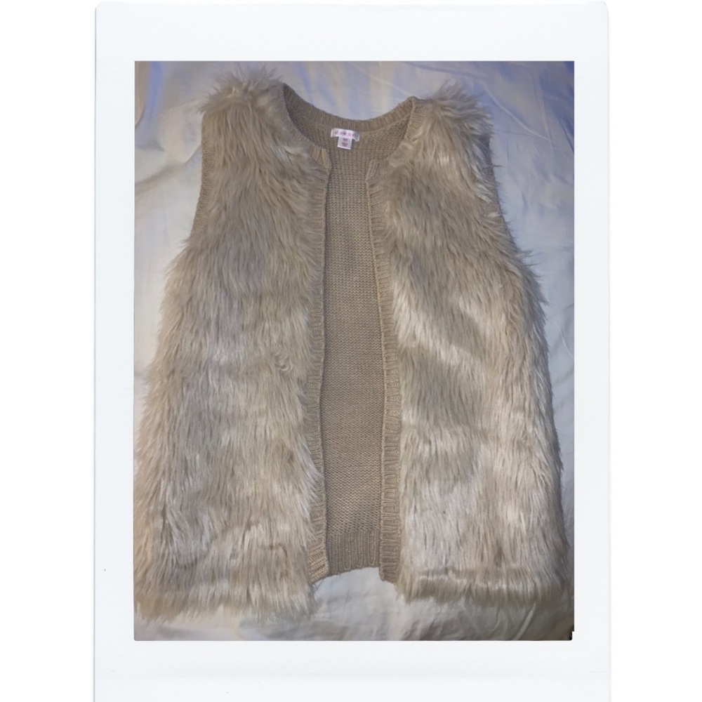Fur vest